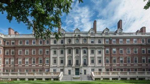 Photo of Gore Courtyard on a sunny day