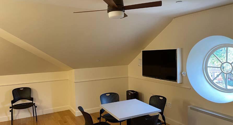 Photo of Standish 440 common room