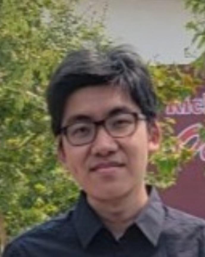 Andrew headshot