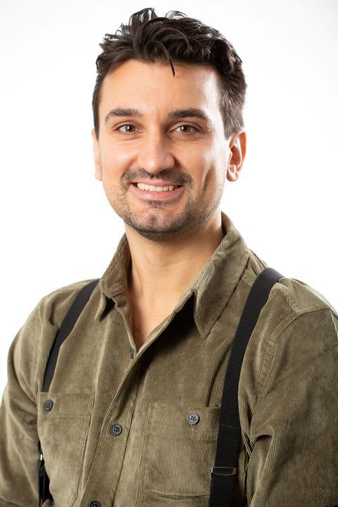 Philippe headshot